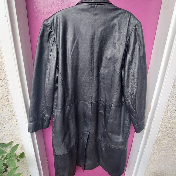 L, BellaVia Retro, Black Leather Coat - Picture 2 of 7